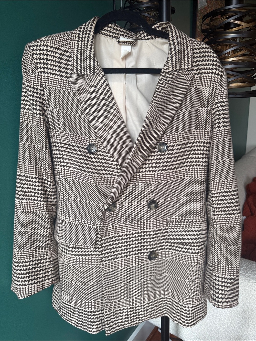 Oversized Double-Breasted Plaid Blazer - Brown & Cream